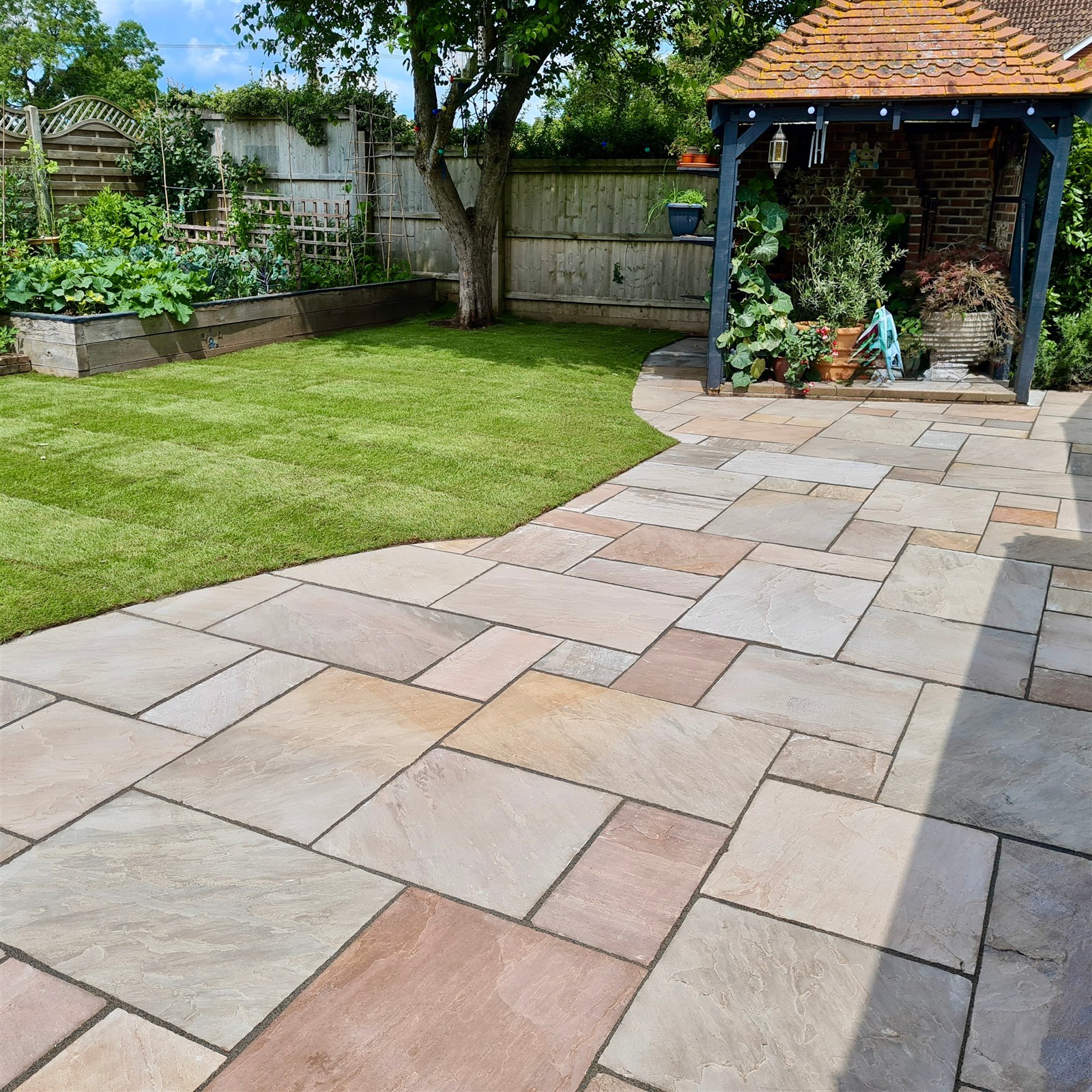 Natural sandstone project by Harcourt Exteriors
